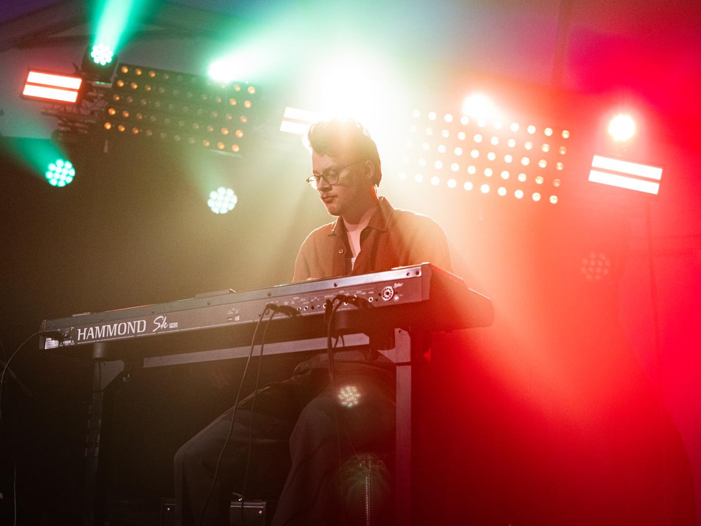 Performance 12
